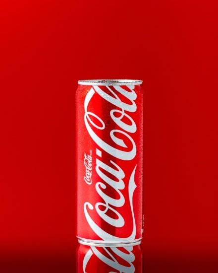 Una lata de Coca Cola