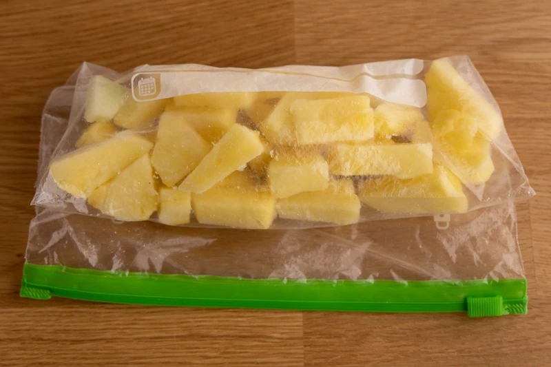 1650023806 550 Can pineapple be frozen Yes Heres What You Should.webp