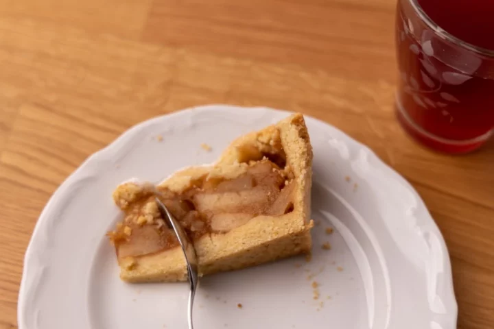 eat apple pie