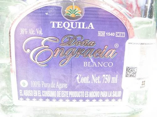 Etiqueta de la botella de tequila