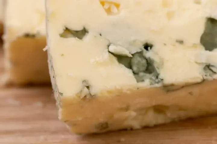 el queso azul de cerca